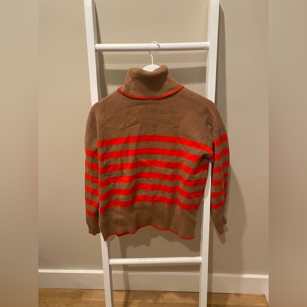 Tahari - Striped Turtleneck Sweater - Brown & Red - Size Large